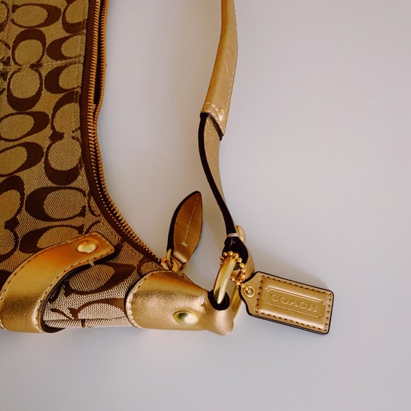 Authentic vintage COACH purse - Picture 5 of 5